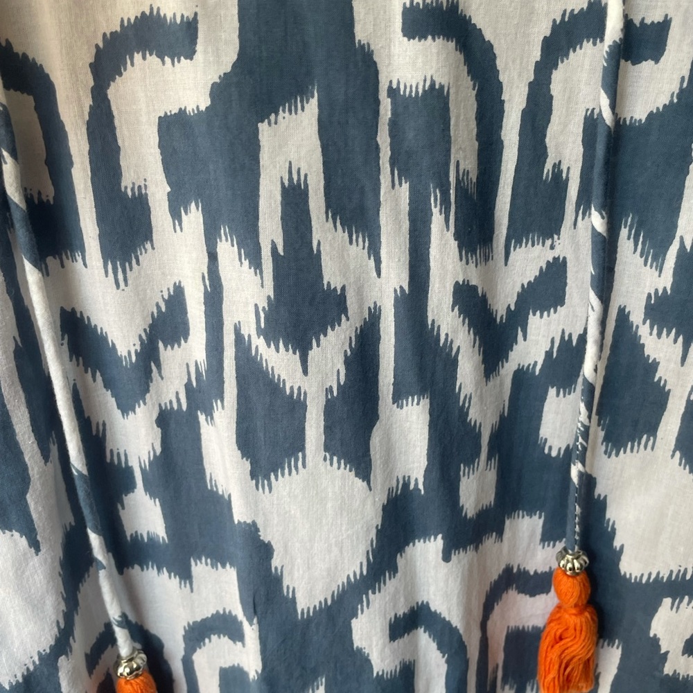 Tara Michelle size L tunic